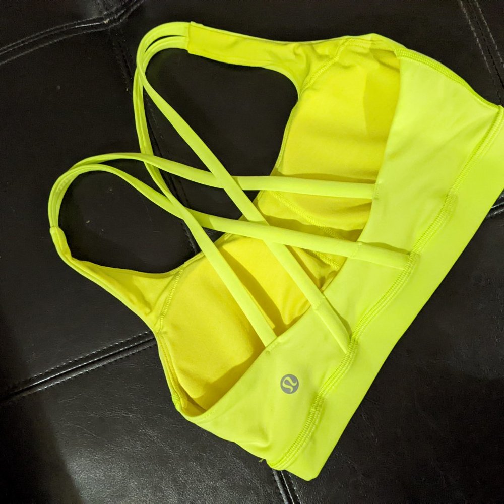 lululemon Energy Bra Medium Support, size 4 - Picture 2 of 4